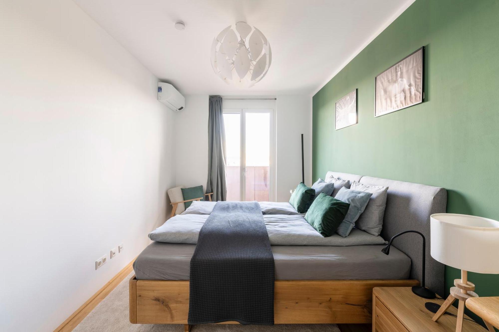 Edler Wohnraum Panoramablick 3 Sz Boxspringbetten, E-Ladestation, Kaffeevollautomat, Klima, Lift, Terrasse & 2Xtg Graz Eksteriør billede