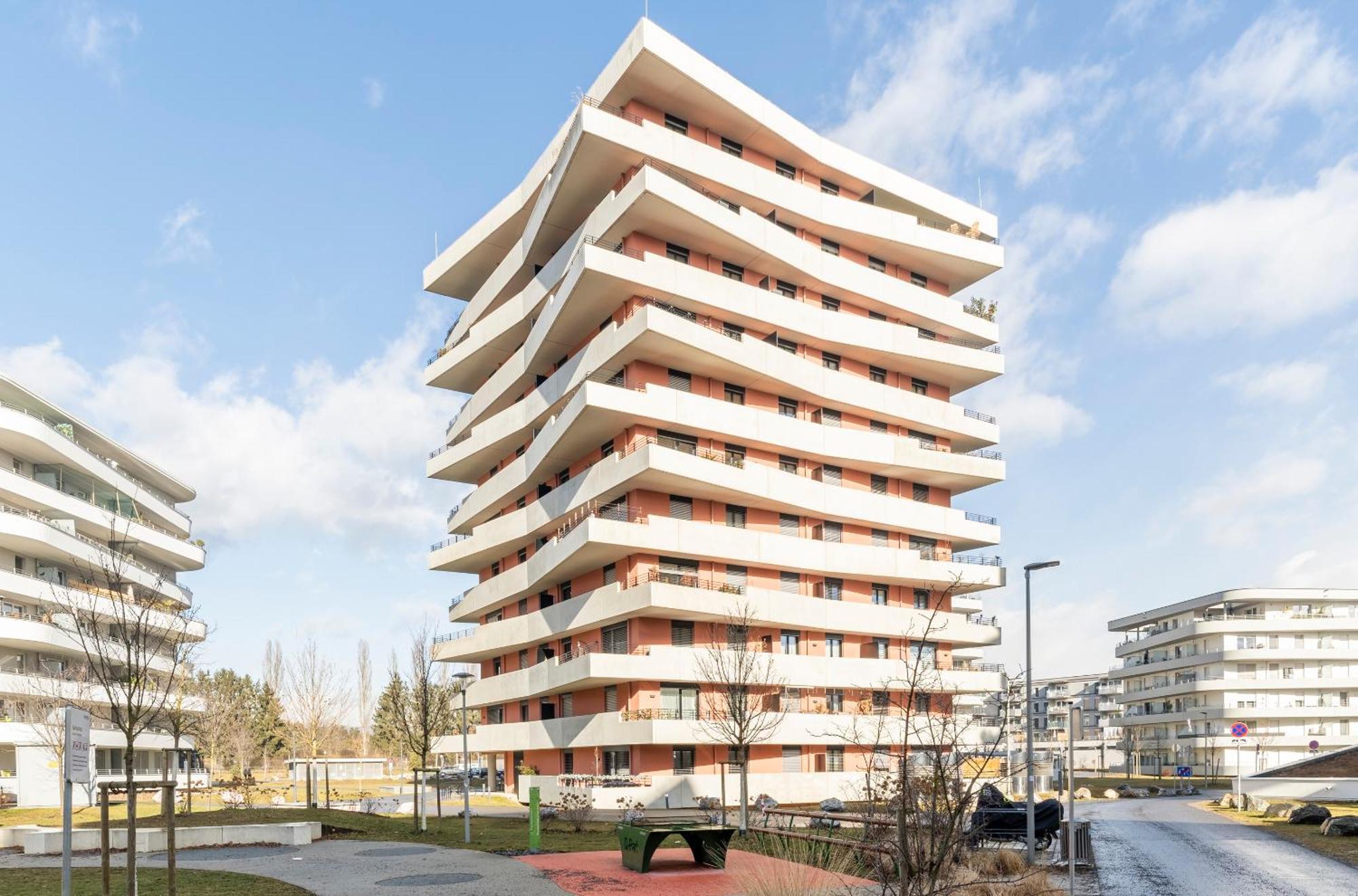 Edler Wohnraum Panoramablick 3 Sz Boxspringbetten, E-Ladestation, Kaffeevollautomat, Klima, Lift, Terrasse & 2Xtg Graz Eksteriør billede